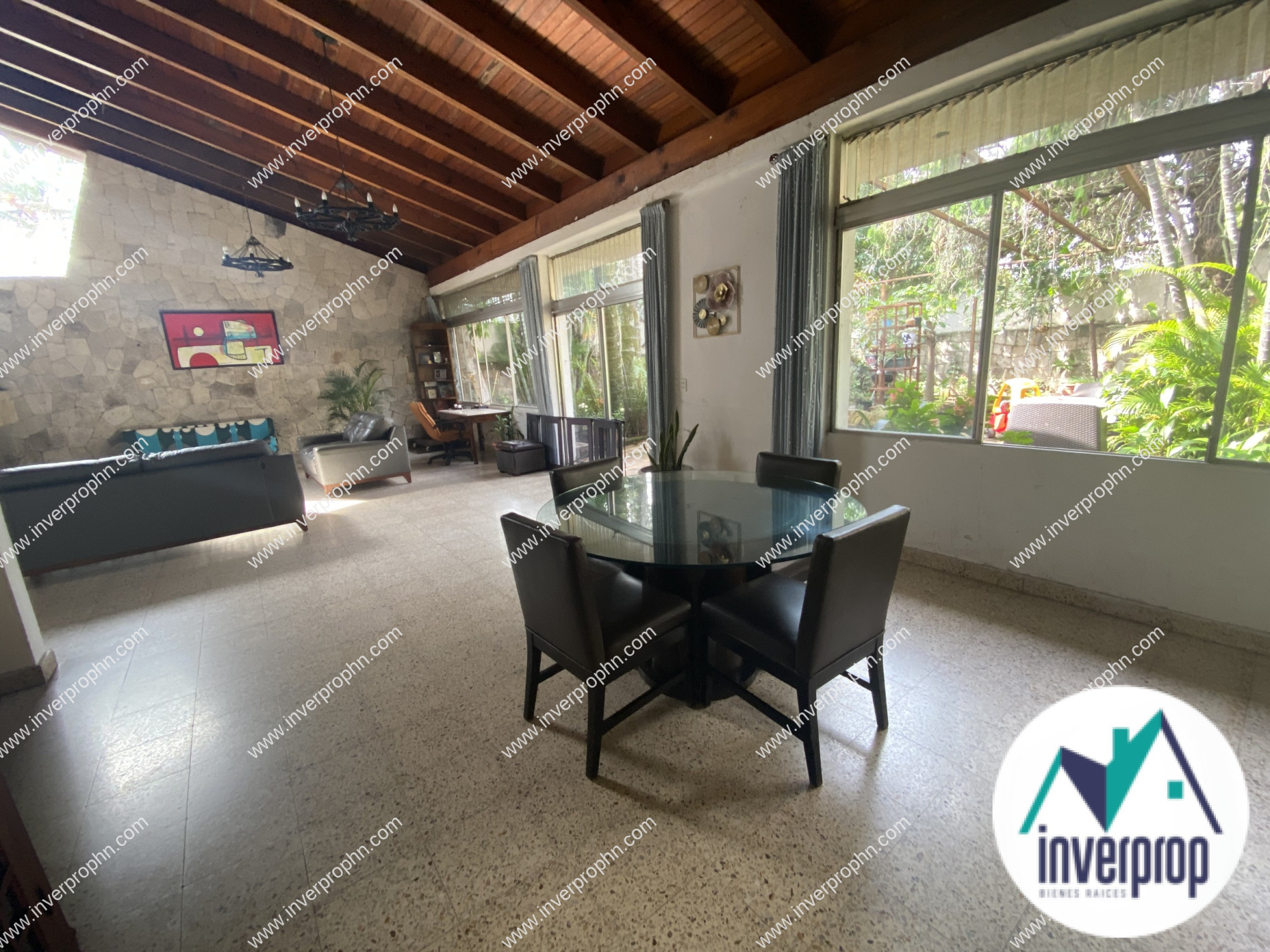 Casa en Venta en San Carlos 483 M2 Inverprop