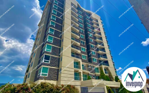 Apartamento Amueblado en Green Tower